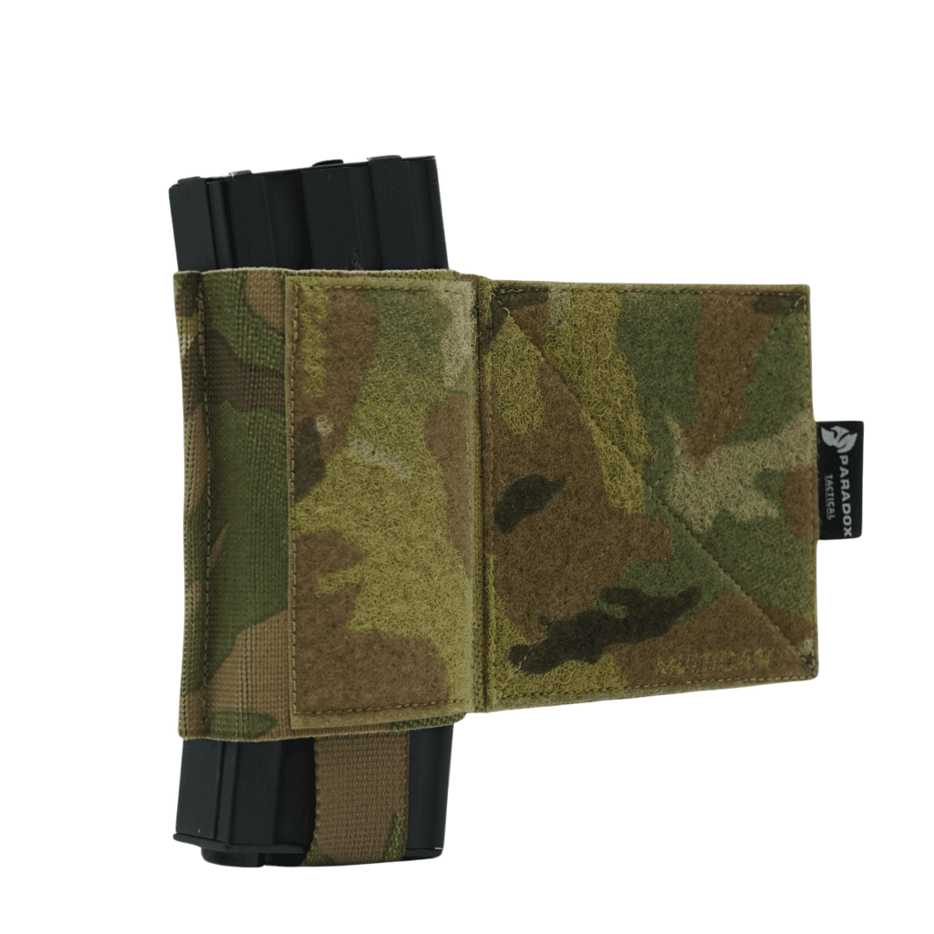  Sideflap Pouch, passend für M4/AK-Magazine, mit Klettverschluss und elastischer Befestigung, ideal für Airsoft und Outdoor-Einsätze.
